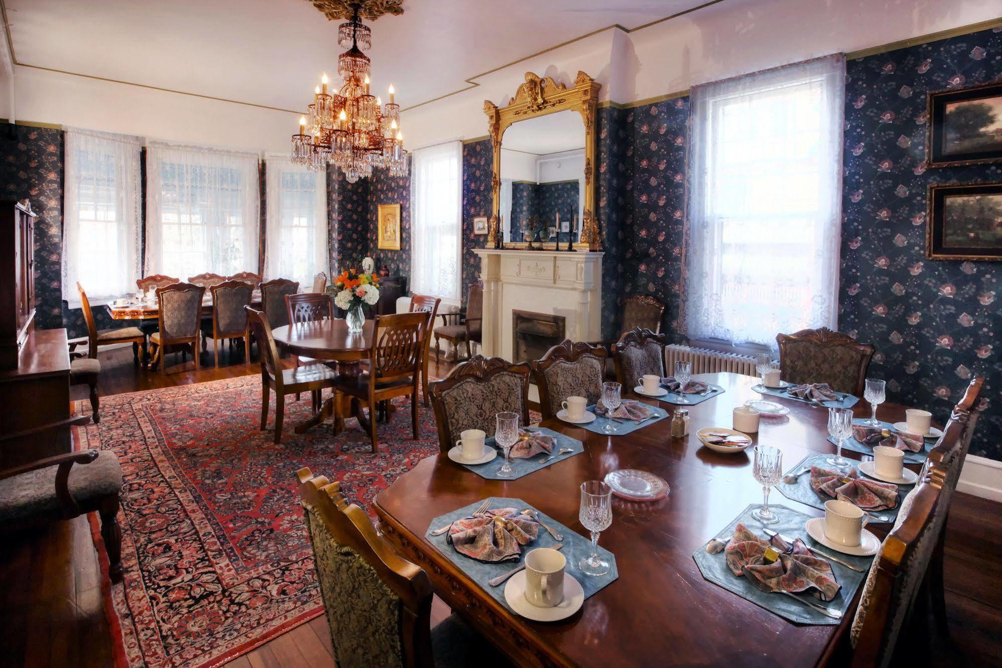 Wilbraham Mansion Hotel Cape May Buitenkant foto